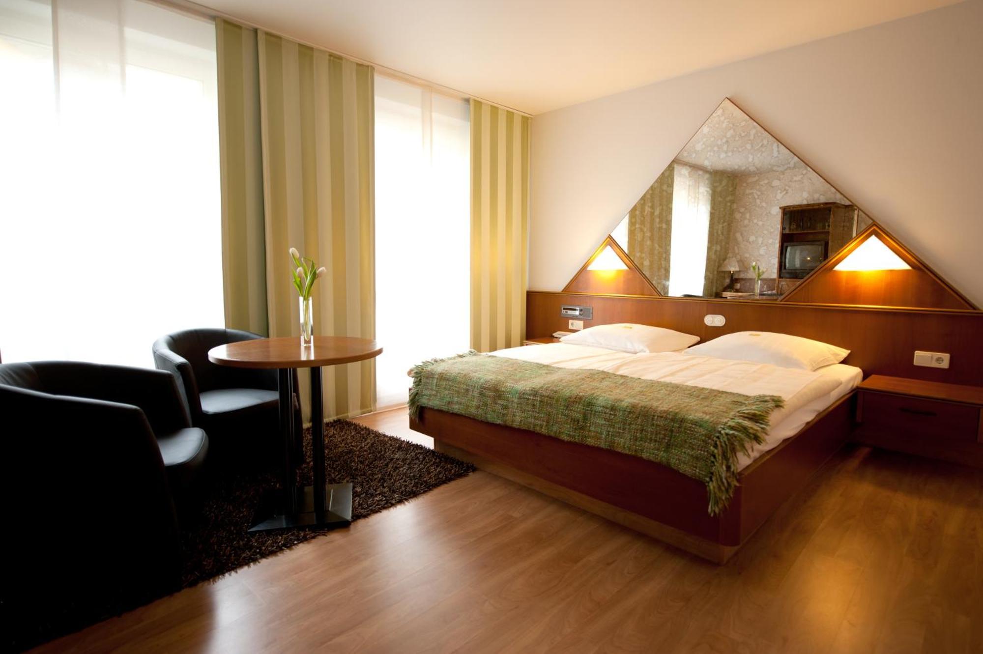 Classic Hotel Kaarst Zewnętrze zdjęcie