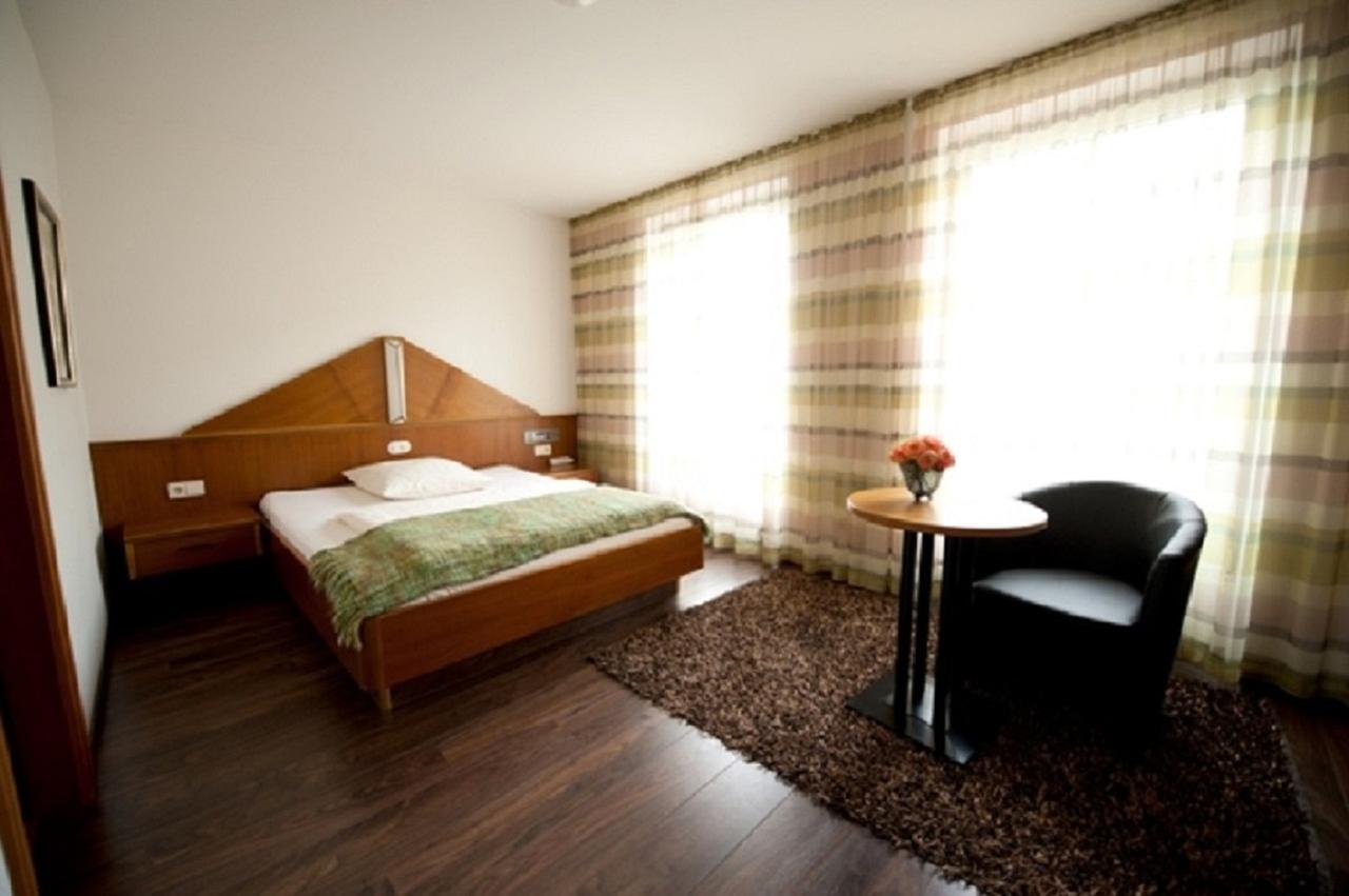 Classic Hotel Kaarst Zewnętrze zdjęcie